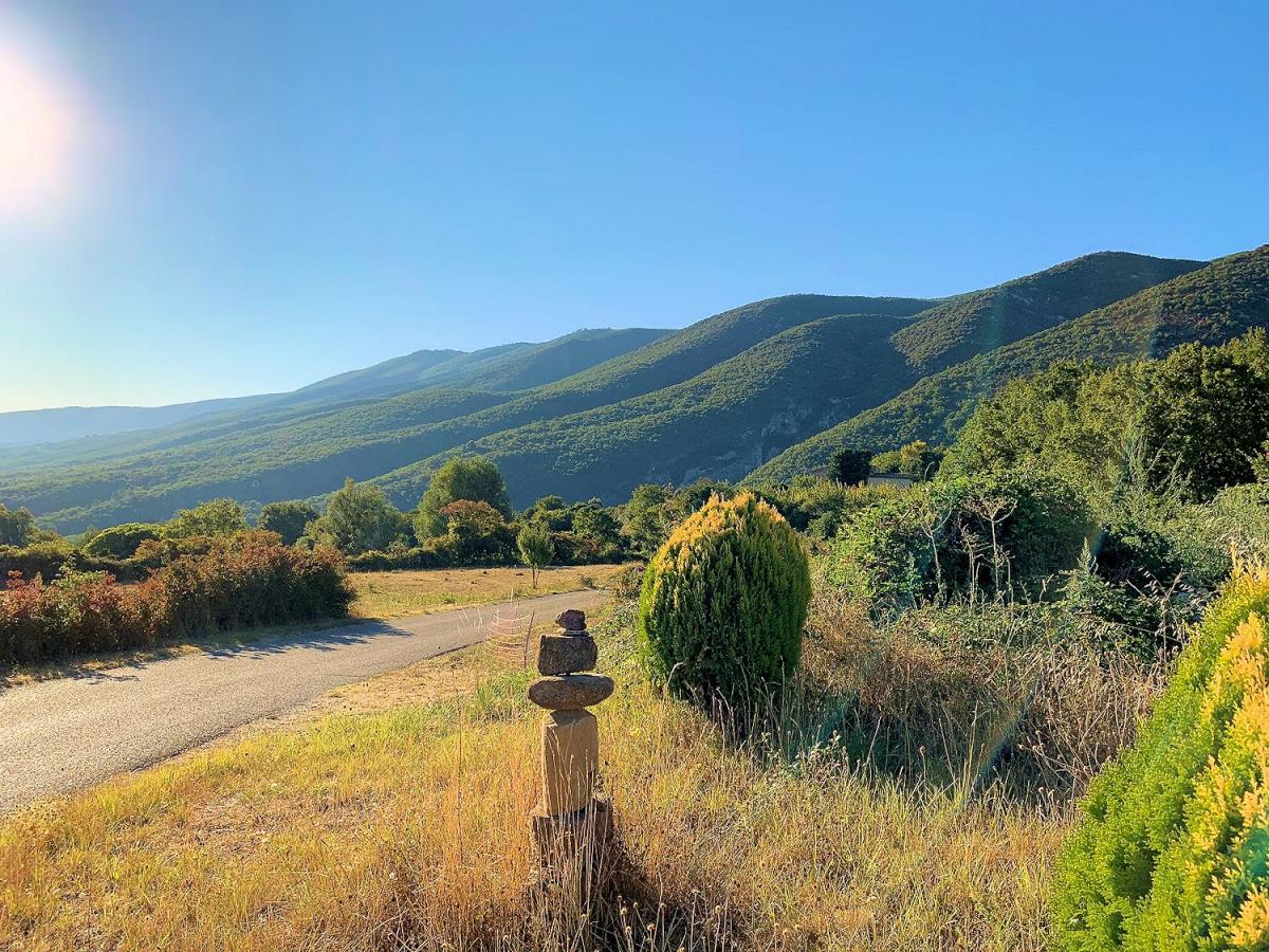 Le Luberon depuis la route vers Castellet-en-Luberon