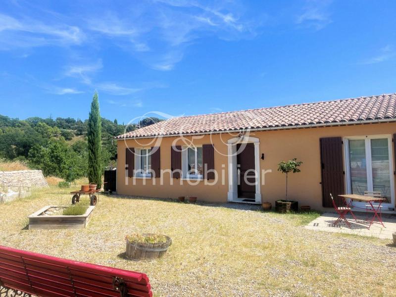 Quiet house with view and land