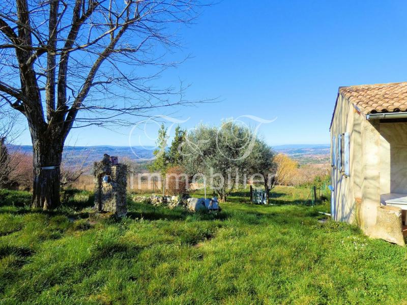 Small house to restore in Caseneuve