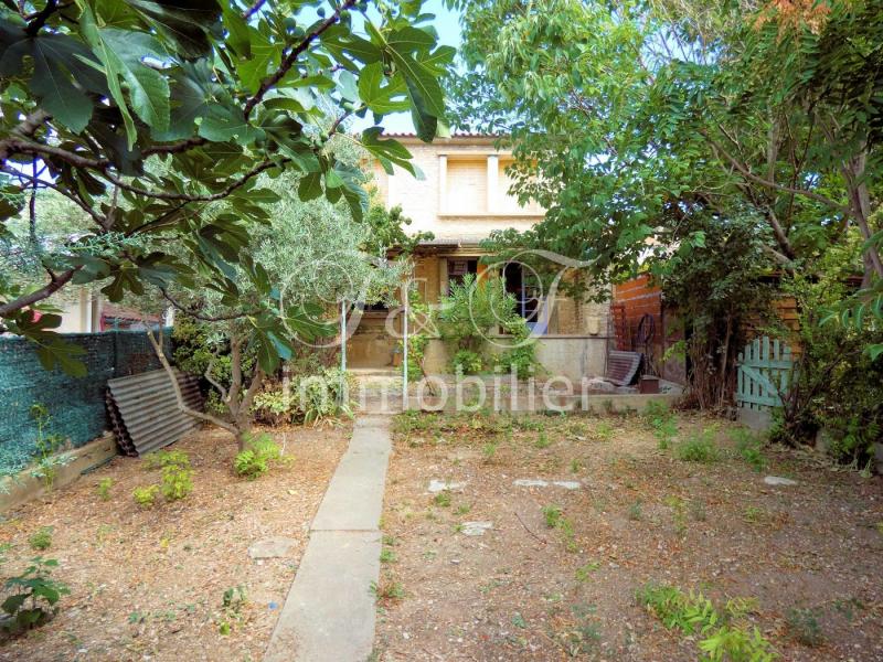 Townhouse with garden in Apt