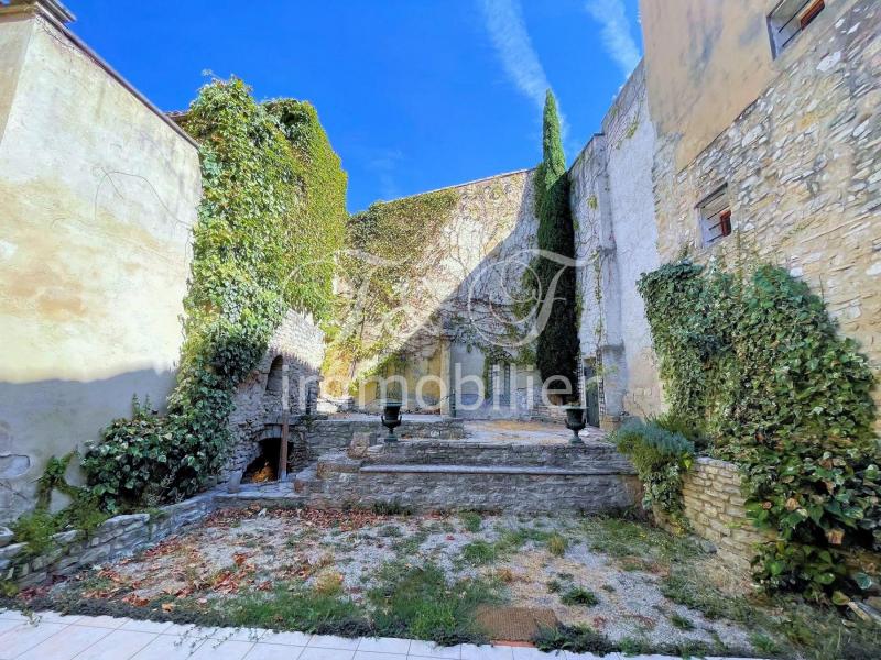 Townhouse with garden