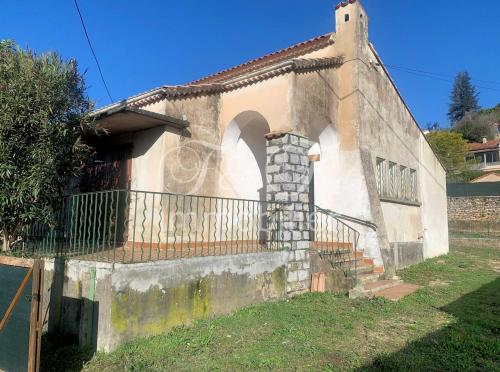 Single storey house in Apt