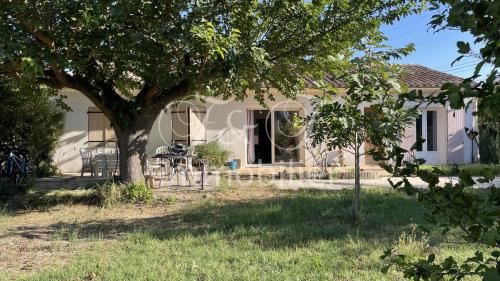 House with studio