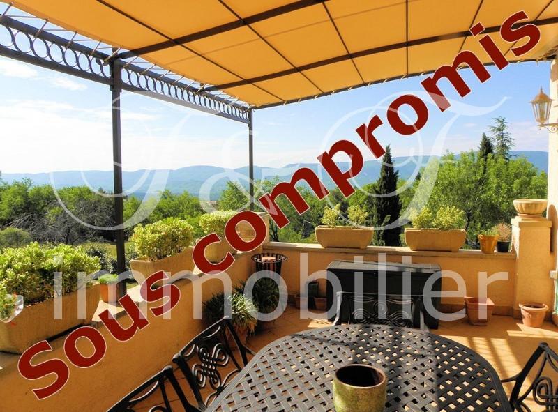 Villa with superb views over the Luberon