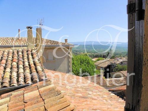 Charming village house in the Luberon