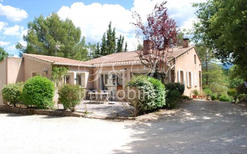 House and gites in Caseneuve