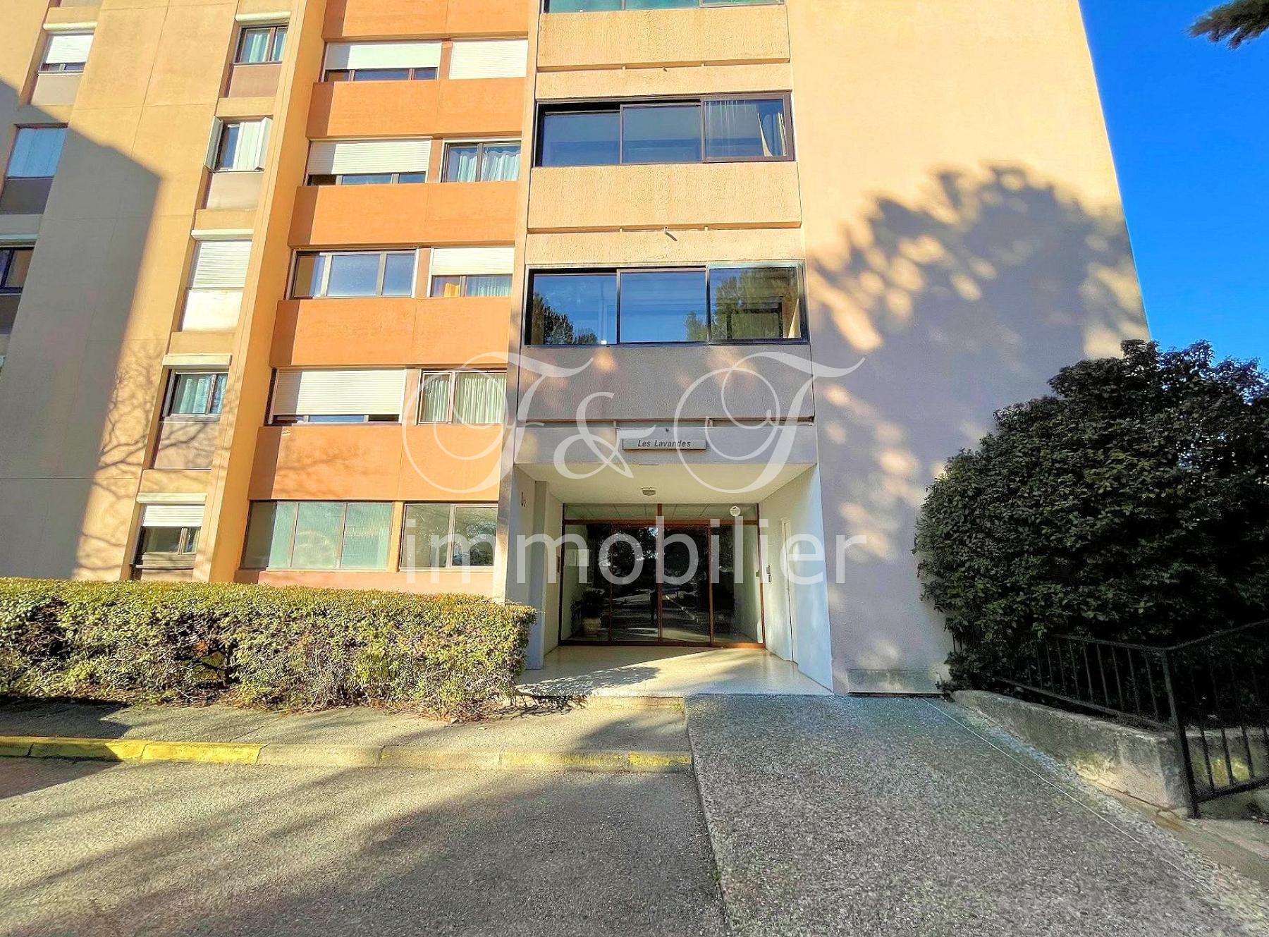 Appartement avec ascenseur à Apt