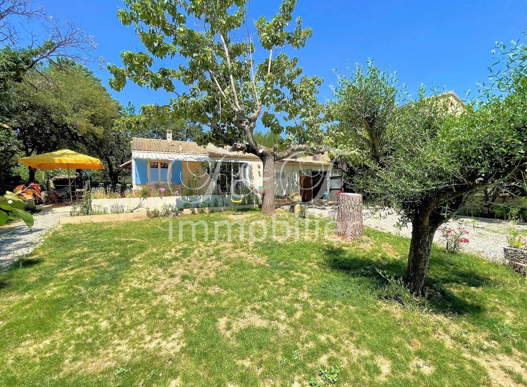 Petite maison de plain-pied