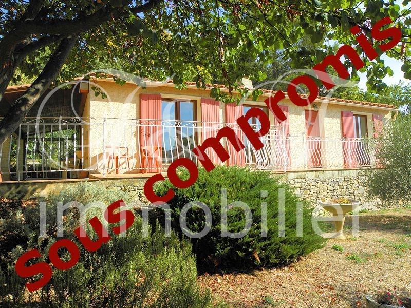 Maison à Apt avec vue Luberon