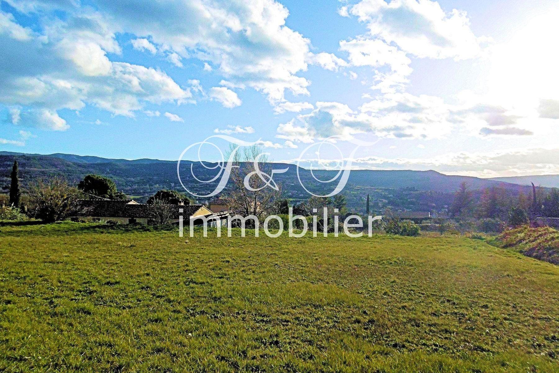 Terrain constructible à Apt
