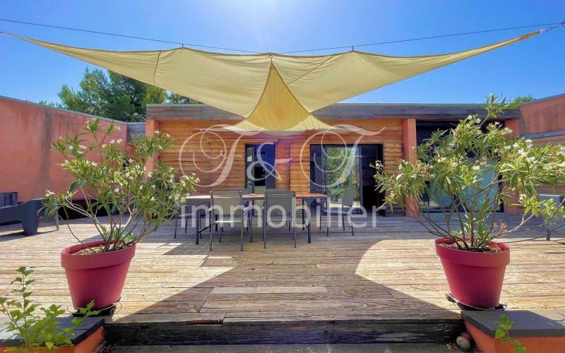 Maison contemporaine avec piscine