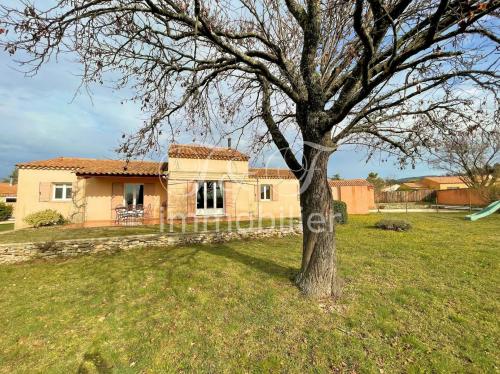 Belle villa avec piscine à Apt