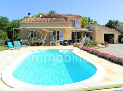 Villa avec piscine à Apt