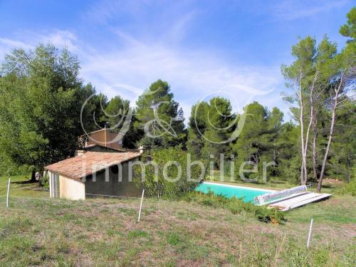 Superbe villa avec piscine