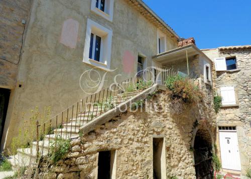 Maison de village à finir de restaurer