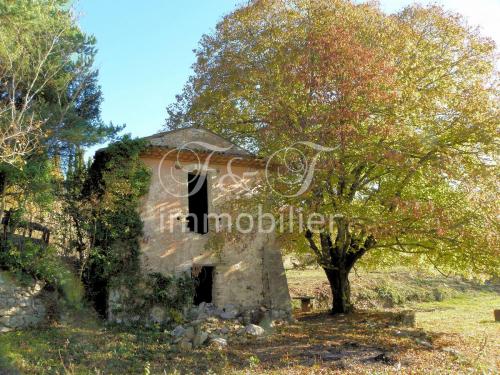 Cabanon à rénover à Apt